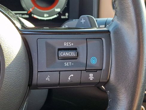 Certified 2023 Nissan Rogue Platinum w/ Platinum Premium Package AWD/4WD image 23