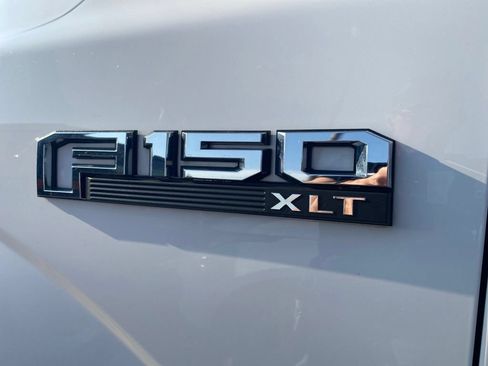 Used 2020 Ford F150 XLT w/ Equipment Group 302A Luxury AWD/4WD image 17