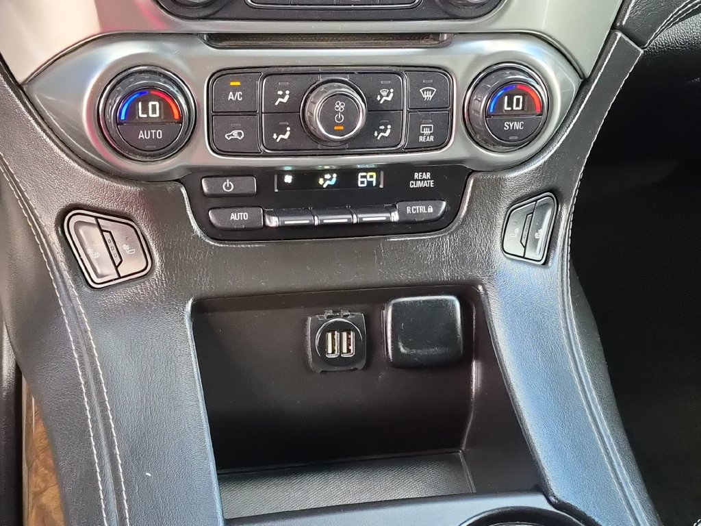 Used 2015 Chevrolet Suburban LT AWD/4WD image 29