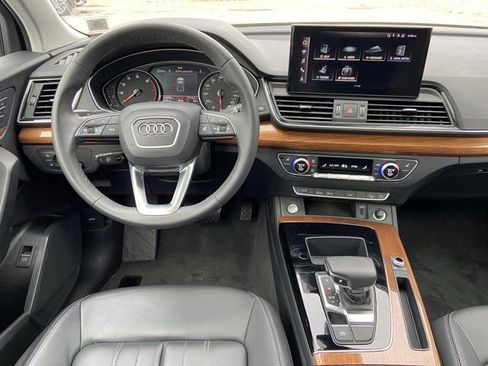 Certified 2023 Audi Q5 2.0T Premium w/ Convenience Package image 13