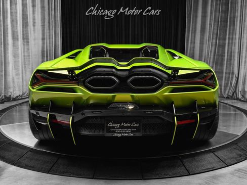 Used 2025 Lamborghini Revuelto AWD/4WD image 4
