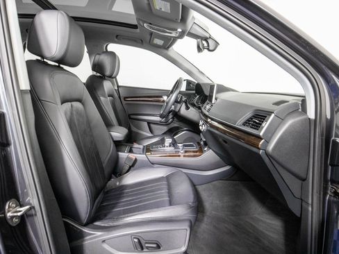 Used 2019 Audi Q5 2.0T Premium Plus w/ Premium Plus Package image 7