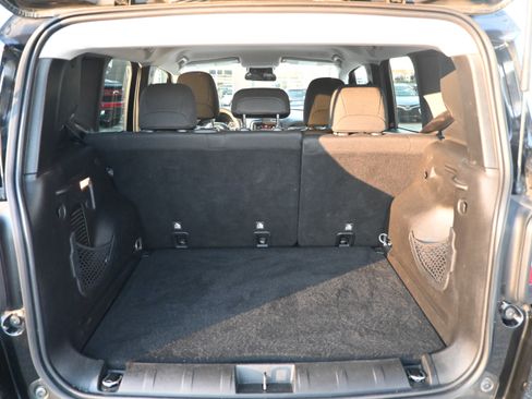 Used 2020 Jeep Renegade Latitude image 13