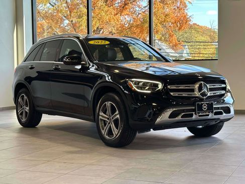 Certified 2022 Mercedes-Benz GLC 300 4MATIC image 2