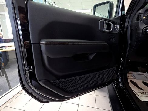 New 2025 Jeep Wrangler Unlimited Rubicon 392 image 13