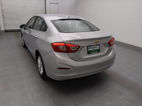 Used 2019 Chevrolet Cruze LT w/ Convenience Package image 5