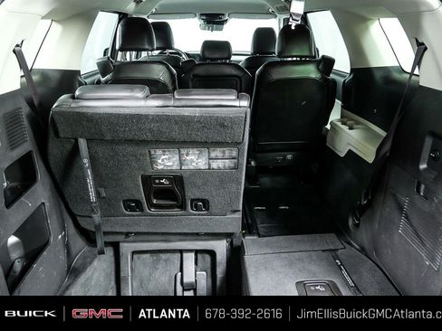 Used 2022 Kia Carnival LX FWD image 31