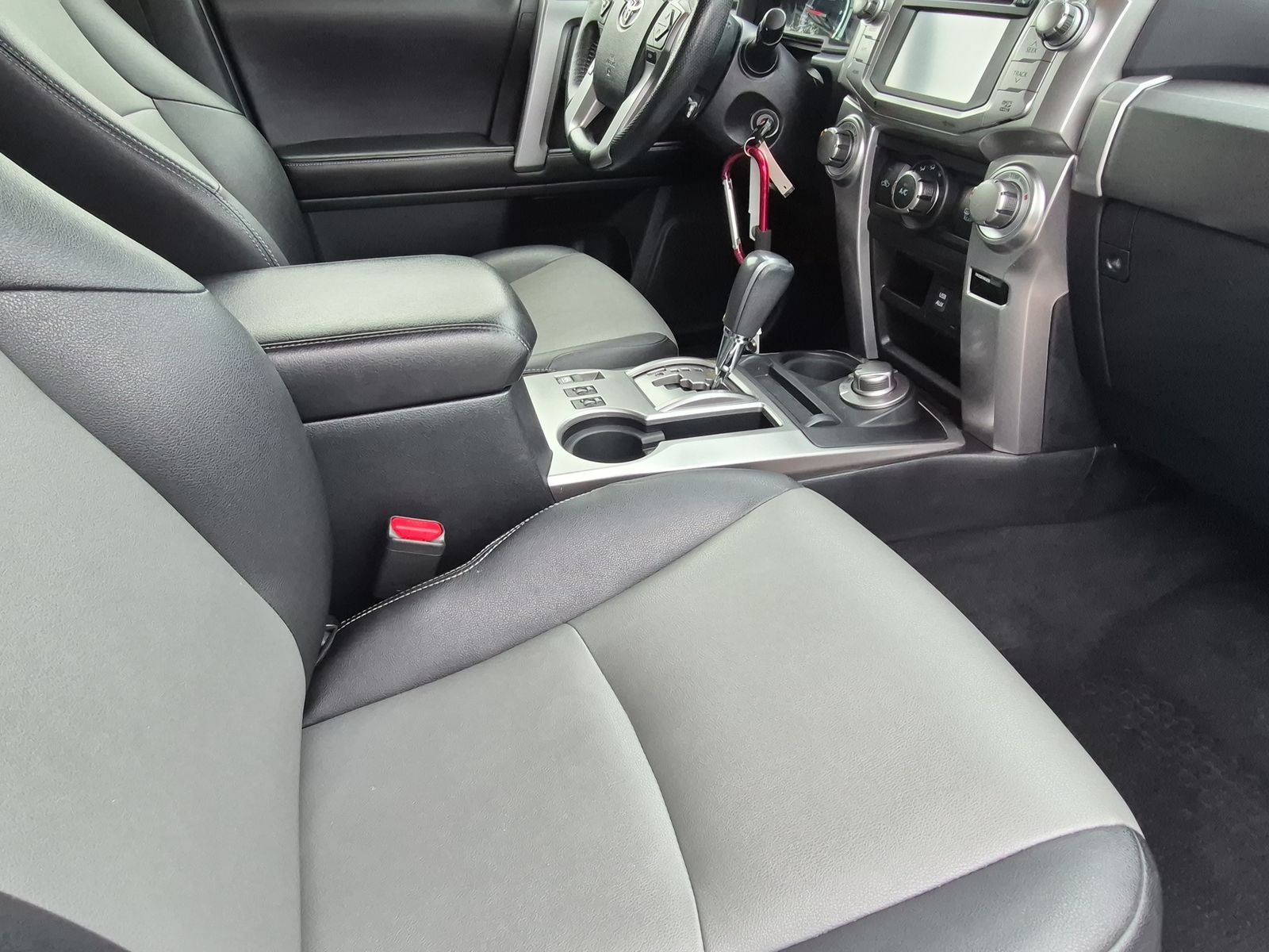 Used 2016 Toyota 4Runner SR5 Premium AWD/4WD image 22