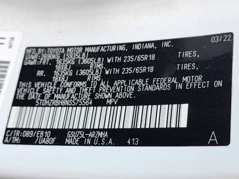 Used 2022 Toyota Highlander XLE image 34