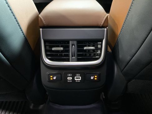 Used 2025 Subaru Outback Touring XT image 19