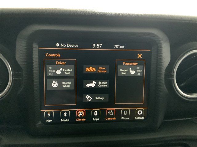 Used 2018 Jeep Wrangler Unlimited Sahara AWD/4WD image 17