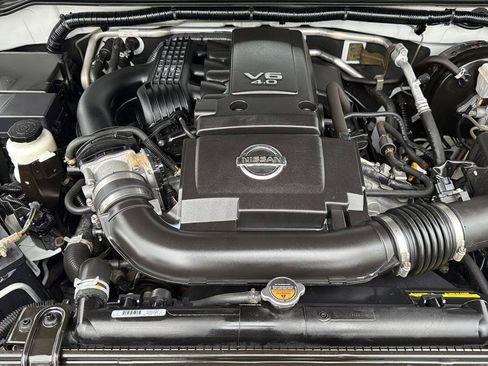 Used 2019 Nissan Frontier SV AWD/4WD image 29