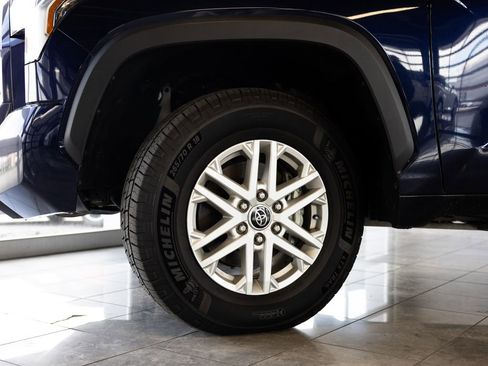 Used 2022 Toyota Tundra SR5 AWD/4WD image 10