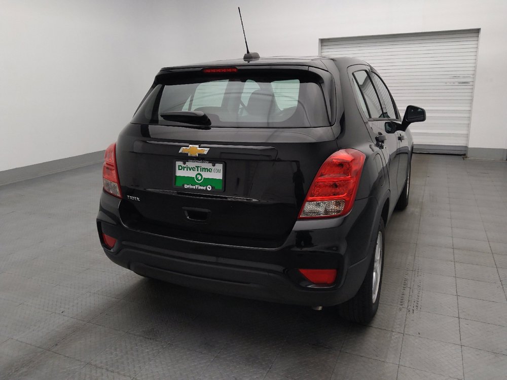 Used 2020 Chevrolet Trax LS w/ LPO, Cargo Package FWD image 7