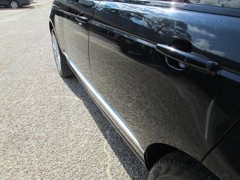 Used 2017 Land Rover Range Rover Supercharged image 11