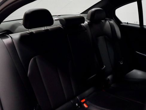 Used 2023 BMW 330i xDrive Sedan w/ Premium Package image 8