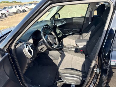 Used 2021 Kia Soul GT-Line FWD image 19