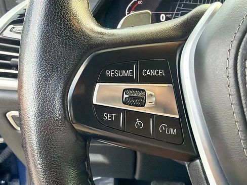 Used 2022 BMW X5 xDrive40i w/ Premium Package AWD/4WD image 38