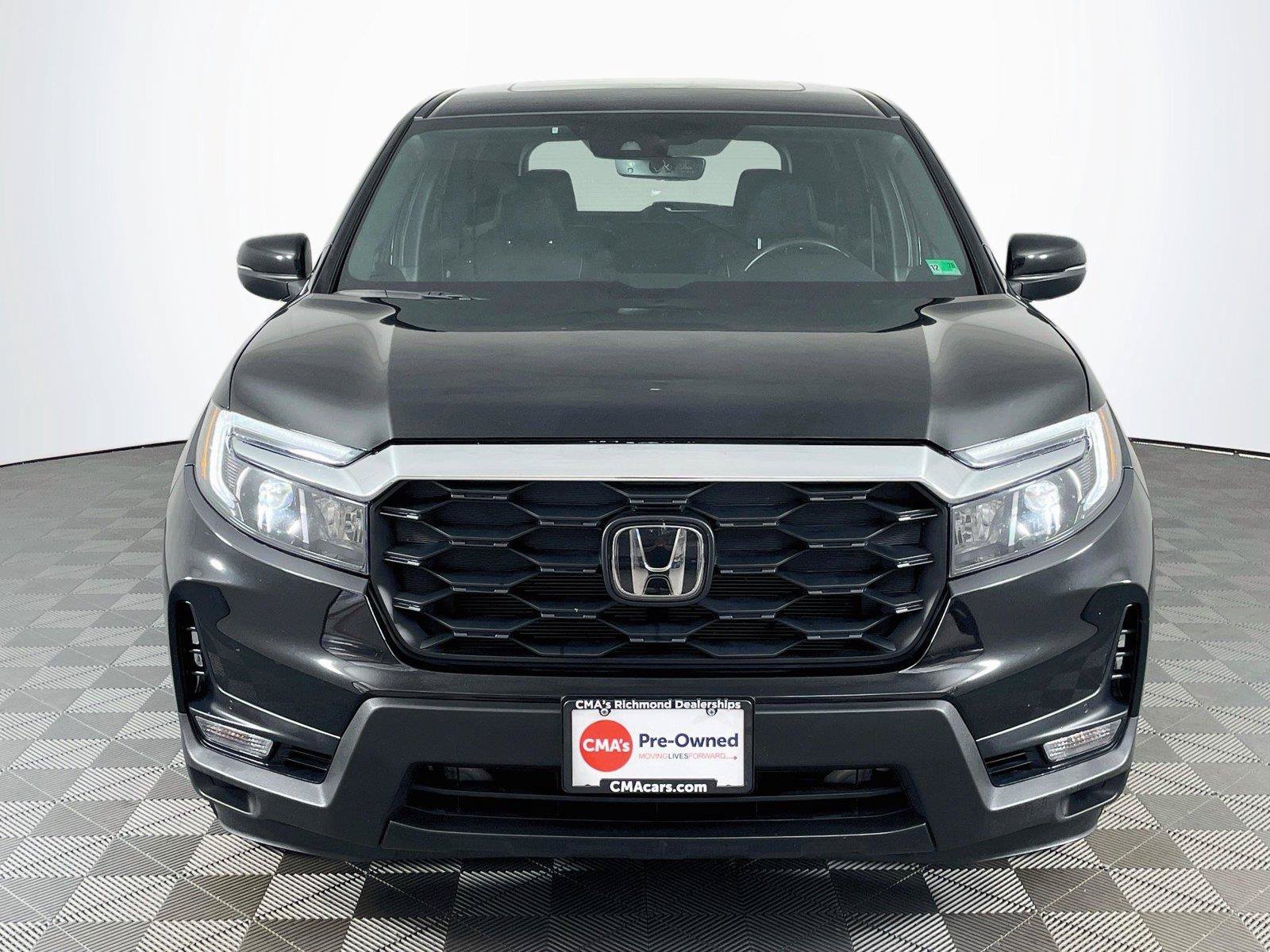 Used 2023 Honda Passport EX-L image 2