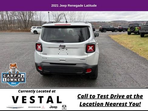 Used 2021 Jeep Renegade Latitude AWD/4WD image 5