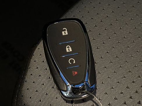 Used 2025 Chevrolet Trax LT image 22