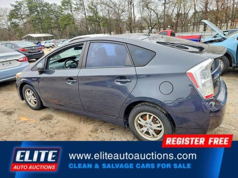 Used 2010 Toyota Prius Two image 3