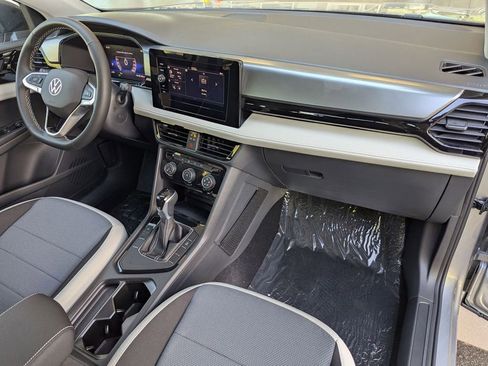 Certified 2025 Volkswagen Taos S FWD image 21