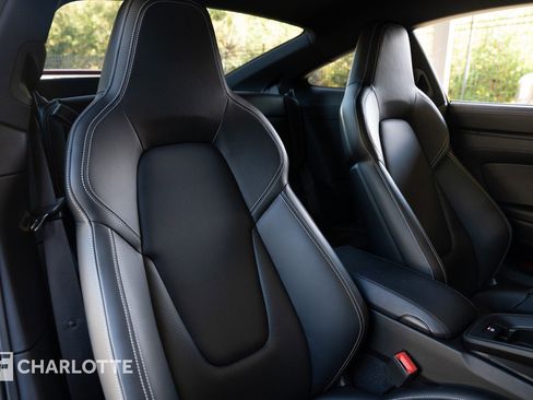 Used 2023 Porsche 911 Carrera GTS w/ Premium Package image 32