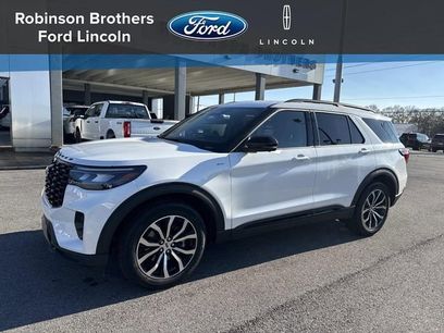 New 2026 Ford Explorer ST-Line w/ Premium Package