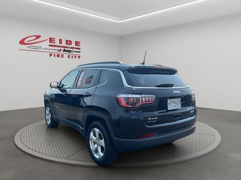 Used 2018 Jeep Compass Latitude w/ Popular Equipment Group AWD/4WD image 7