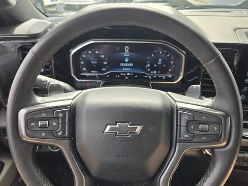 Used 2023 Chevrolet Silverado 1500 ZR2 w/ Technology Package AWD/4WD image 27