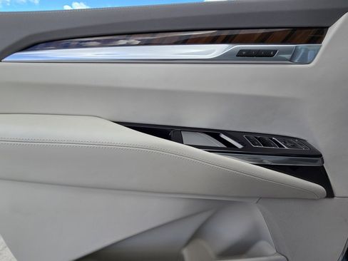 New 2026 Cadillac Escalade ESV Platinum Sport w/ LPO, ONYX Package image 14