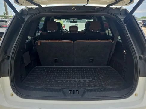 Used 2020 Lincoln Aviator Reserve w/ Equipment Group 202A AWD/4WD image 11