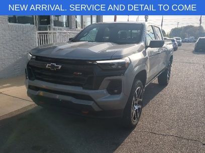 Used 2023 Chevrolet Colorado Z71 w/ Z71 Convenience Package 2