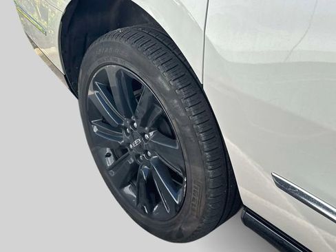 Used 2024 Lincoln Navigator L Reserve AWD/4WD image 8