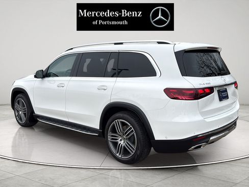 Used 2026 Mercedes-Benz GLS 450 4MATIC image 3