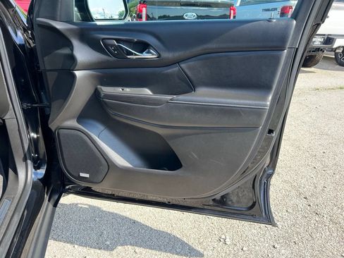 Used 2017 GMC Acadia SLT AWD/4WD image 21