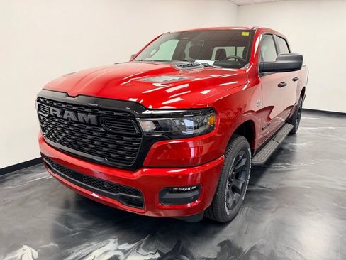 New 2026 RAM 1500 Express AWD/4WD image 4