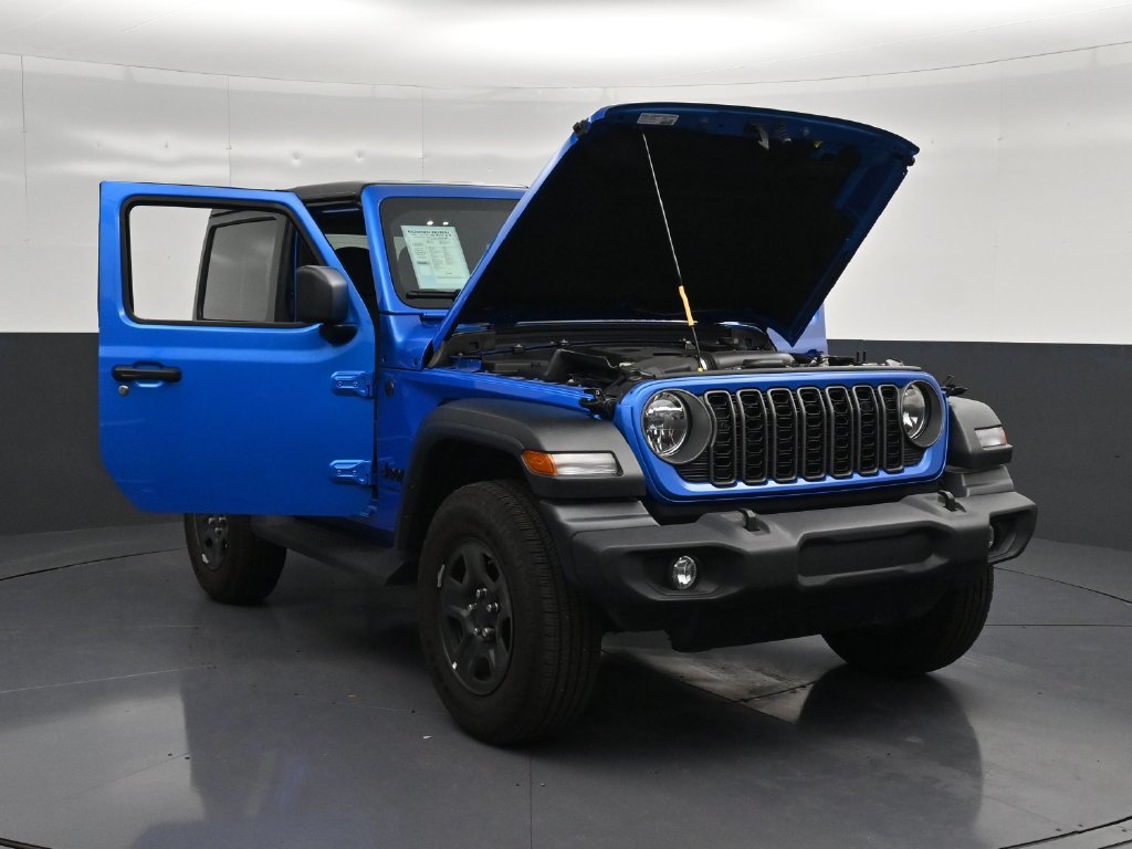 Used 2026 Jeep Wrangler Sport AWD/4WD image 31
