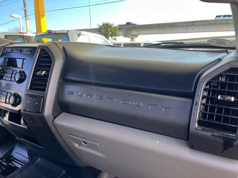 Used 2017 Ford F250 XL image 11