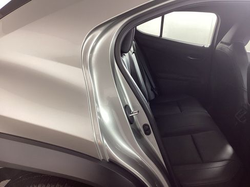 Used 2020 Lexus UX 250h image 11