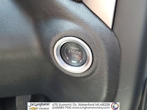 Used 2019 Chevrolet Silverado 1500 RST AWD/4WD image 18