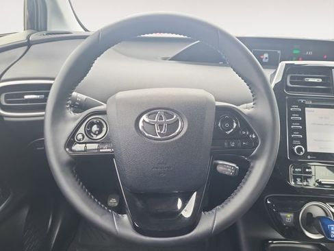 Used 2022 Toyota Prius Prime LE image 17