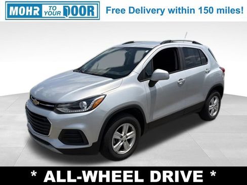 Used 2022 Chevrolet Trax LT w/ Driver Confidence Package AWD/4WD image 1