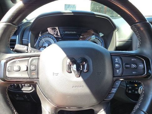 Used 2022 RAM 1500 Limited AWD/4WD image 5