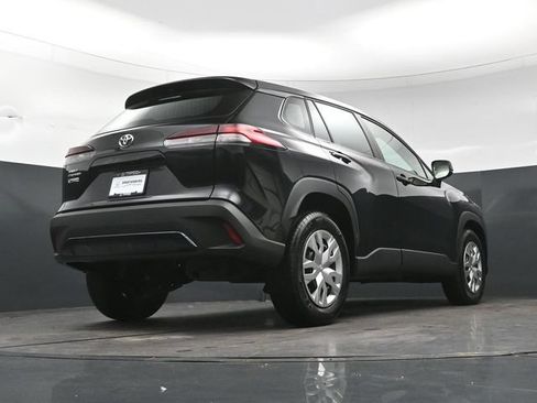 Used 2026 Toyota Corolla Cross L FWD image 32