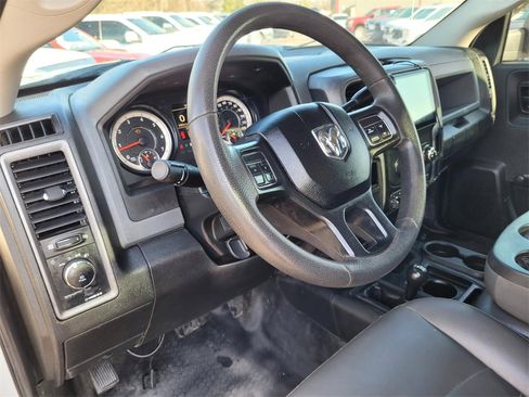 Used 2018 RAM 3500 Tradesman w/ Chrome Appearance Group image 22