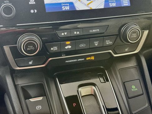 Used 2018 Honda CR-V Touring image 18