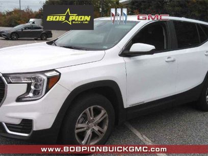 Used 2023 GMC Terrain SLT