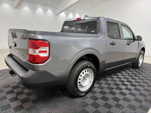 New 2025 Ford Maverick XL image 6